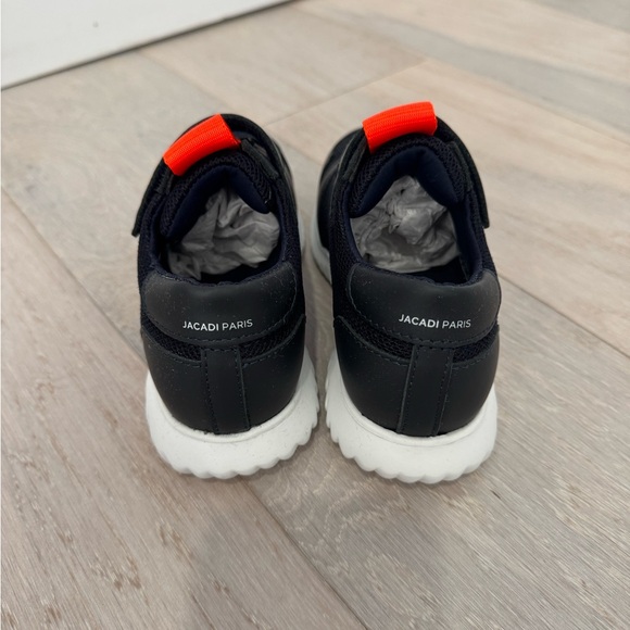 Jacadi Paris Boy Running Sneaker - Picture 3 of 6